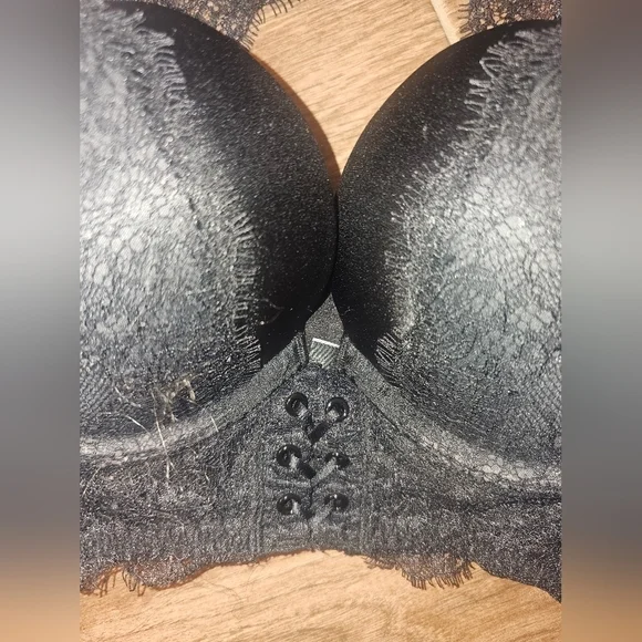 VICTORIA SECRET SZ 32D VERY SEXY PUSHUP BRA BLACK LACE - Picture 2 of 5